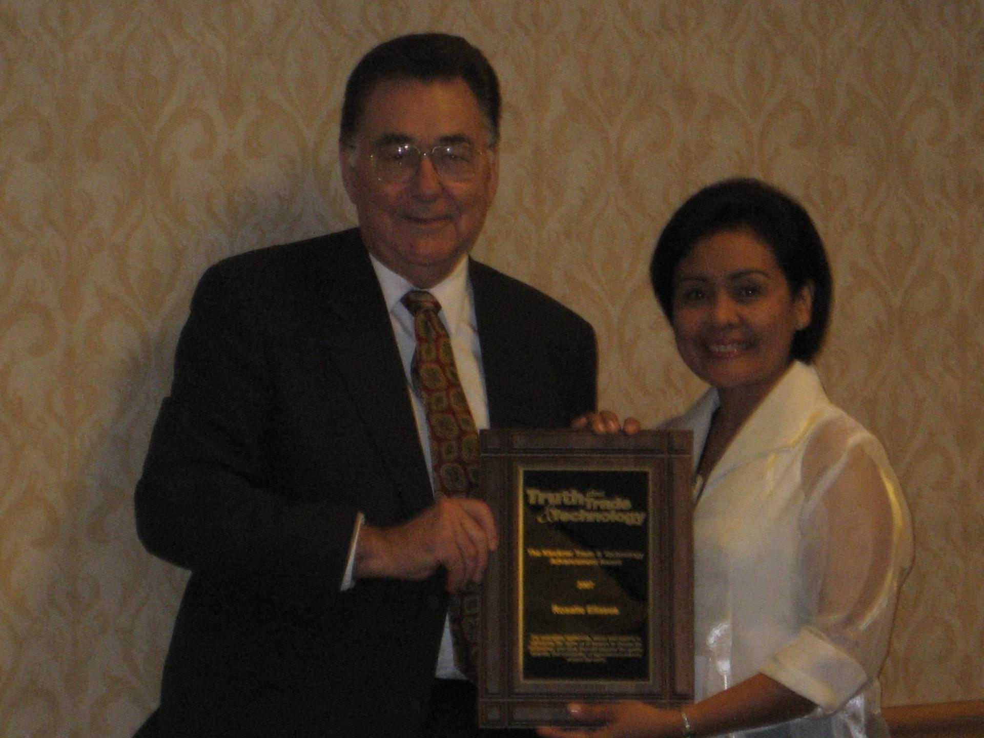 2007 - Rosalie Ellasus, Philippines